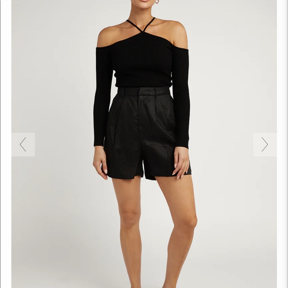 DISSH 100% Linen Shorts- Black